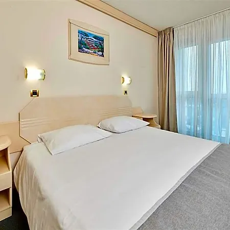 酒店 Gran Vista Plava Laguna 3*
