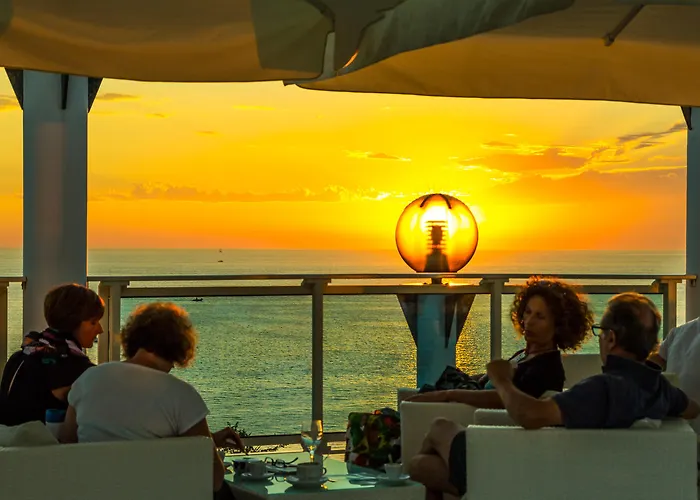 Отель Gran Vista Plava Laguna 3*