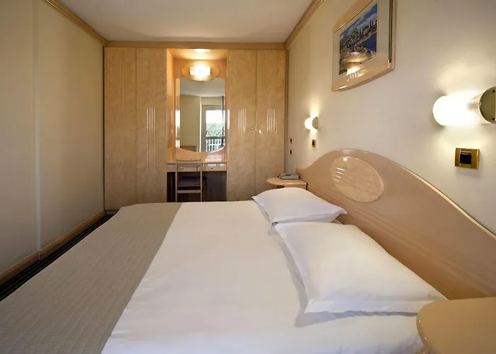 Gran Vista Plava Laguna Отель 3*