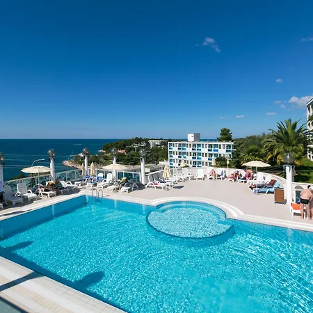 Gran Vista Plava Laguna فندق 3*