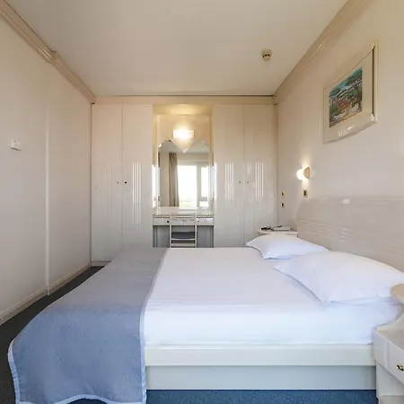 Gran Vista Plava Laguna فندق بوريتش